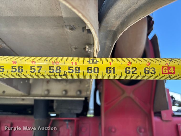 image for item FC5854 2013 Kenworth T660 semi truck