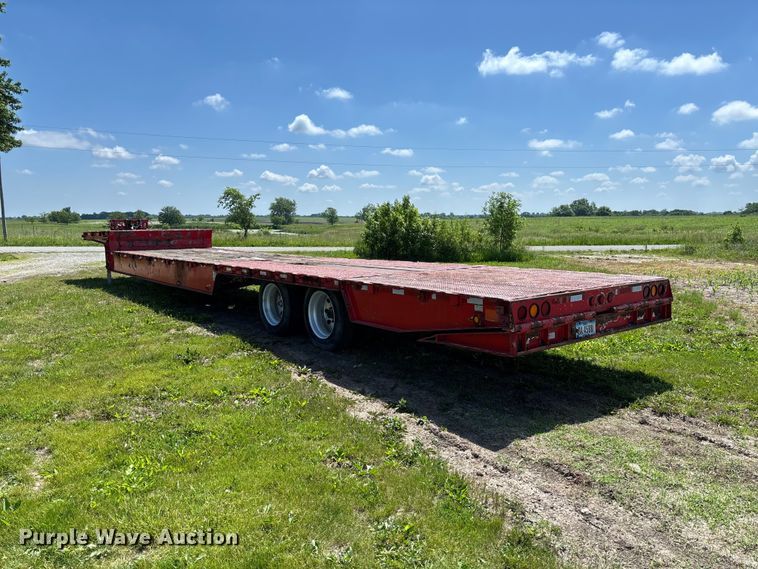 image for item FC5855 2004 Trail King TK70HT-523 drop deck hydraulic tail equipment trailer