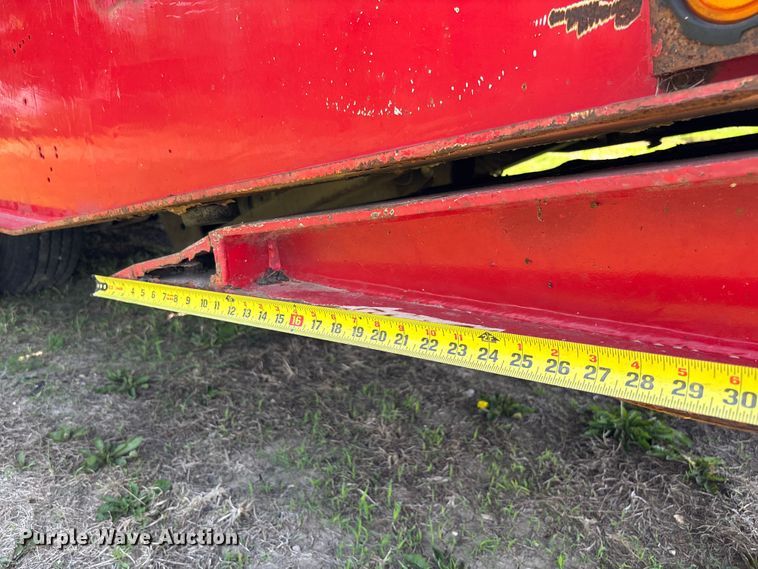 image for item FC5855 2004 Trail King TK70HT-523 drop deck hydraulic tail equipment trailer