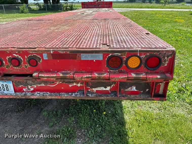 image for item FC5855 2004 Trail King TK70HT-523 drop deck hydraulic tail equipment trailer