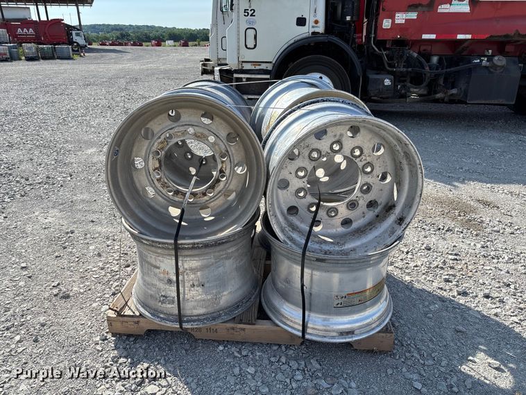 image for item FC5866 (8) 22.5x14.00 wheels