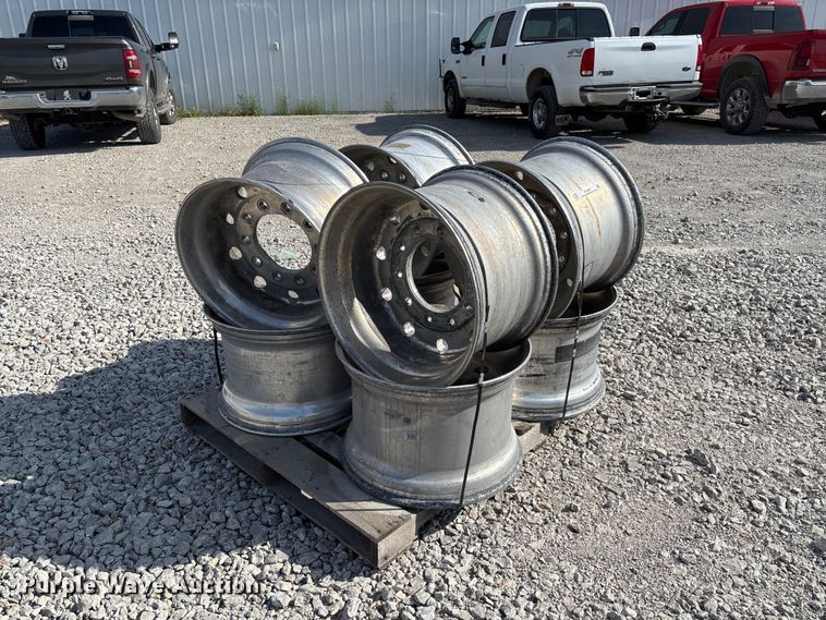 image for item FC5867 (8) 22.5x14.00 wheels