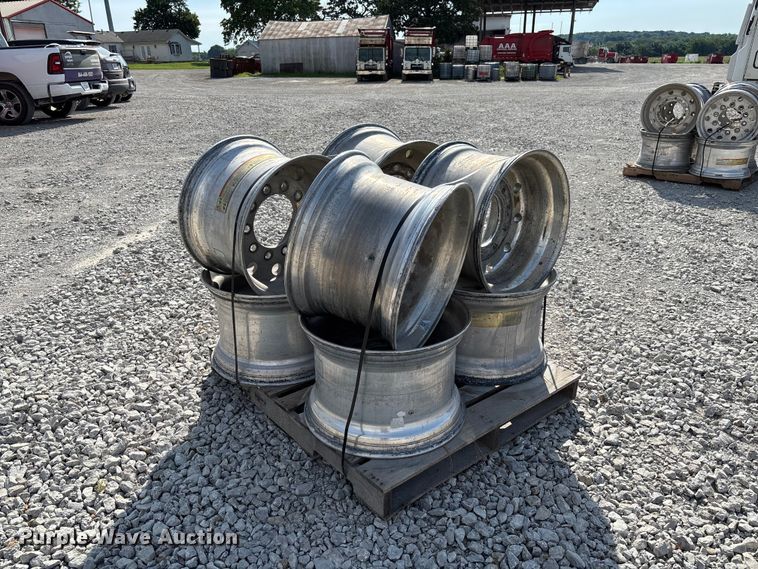 image for item FC5867 (8) 22.5x14.00 wheels