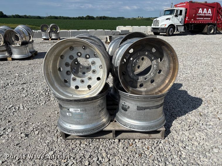image for item FC5867 (8) 22.5x14.00 wheels