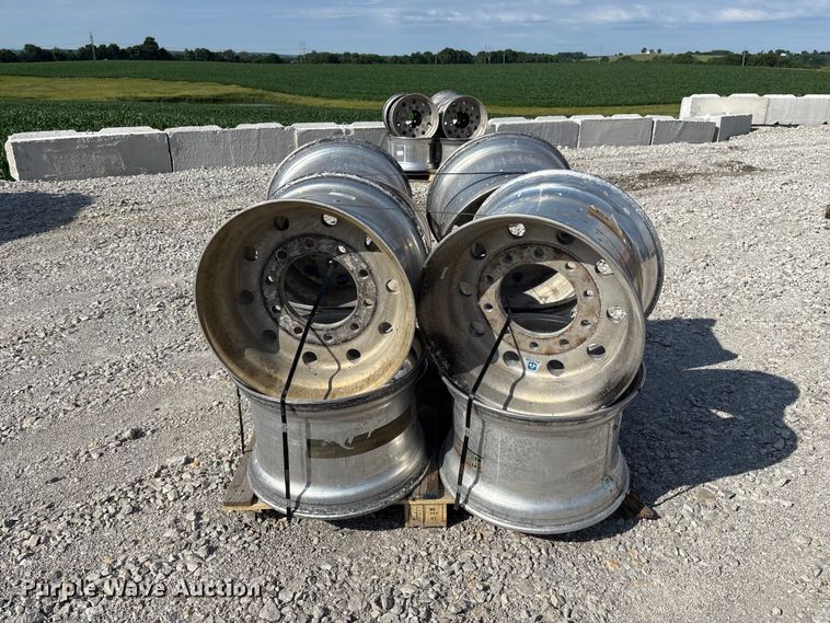 image for item FC5868 (8) 22.5x14.00 wheels