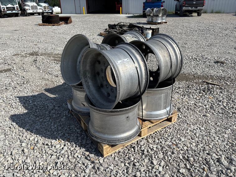 image for item FC5869 (8) 22.5x14.00 wheels