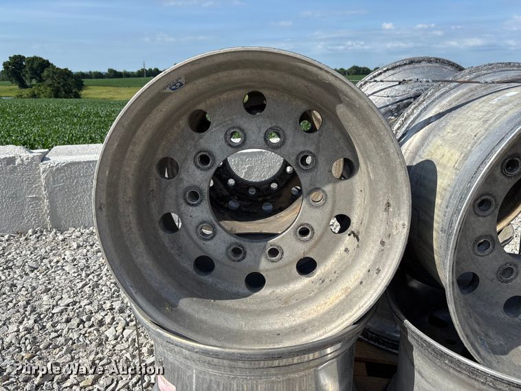 image for item FC5869 (8) 22.5x14.00 wheels