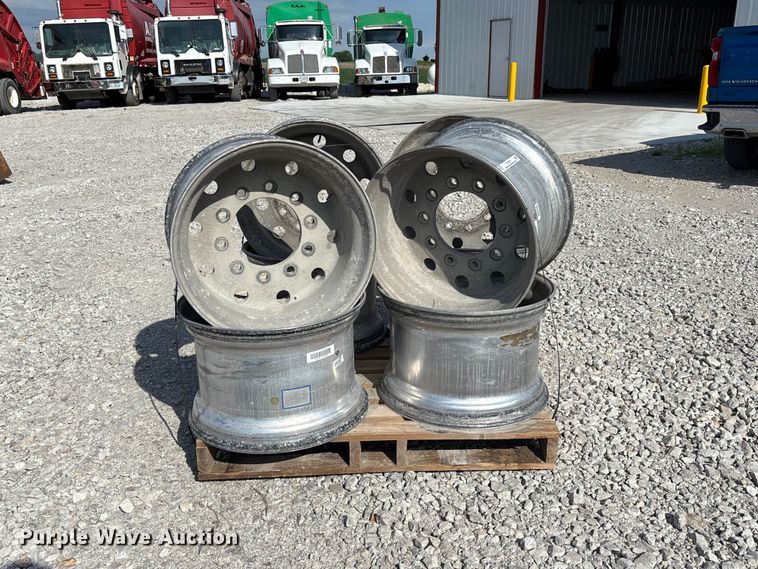 image for item FC5870 (8) 22.5x14.00 wheels