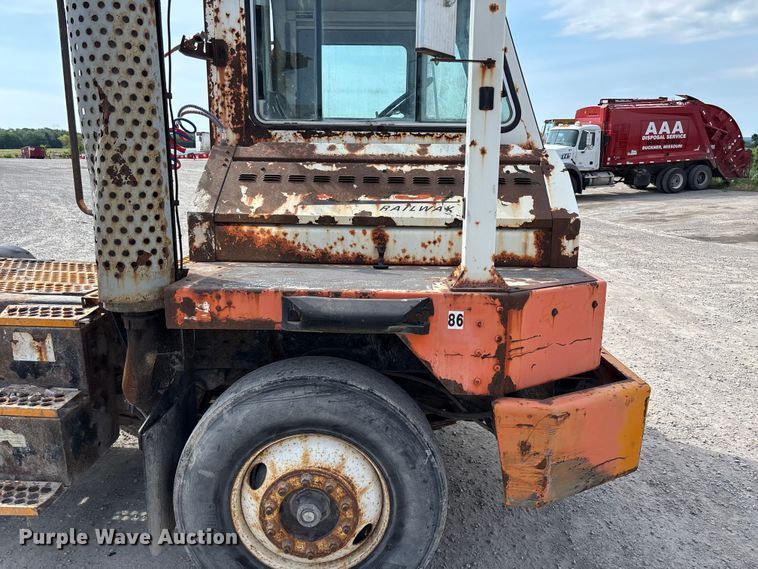image for item FC5871 2012 Cargotec Solutions yard truck