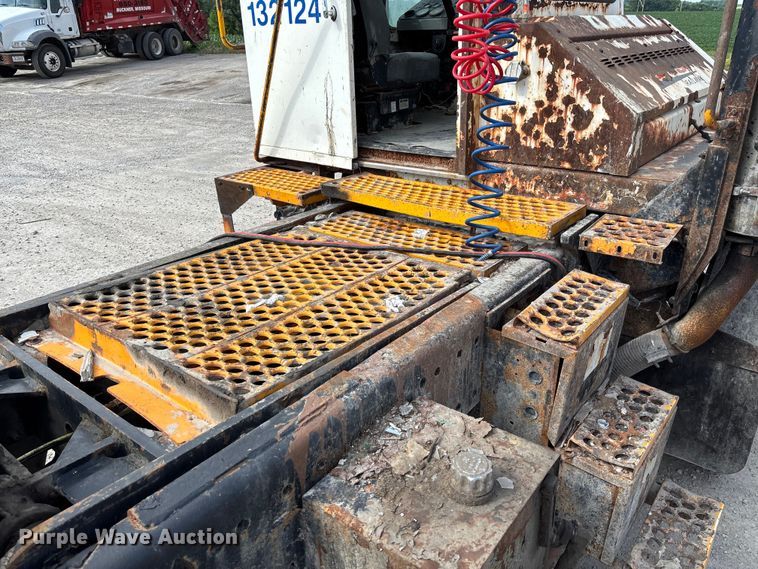 image for item FC5871 2012 Cargotec Solutions yard truck