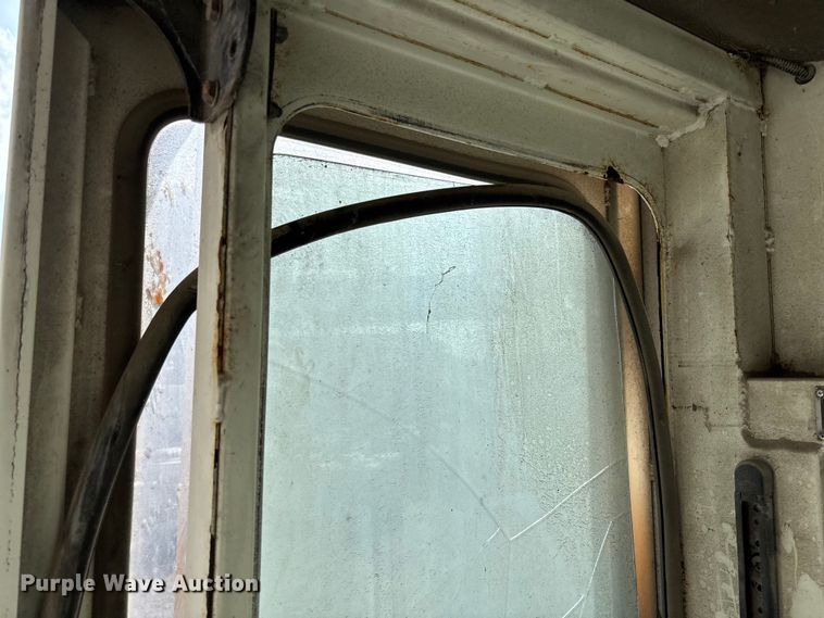 image for item FC5871 2012 Cargotec Solutions yard truck