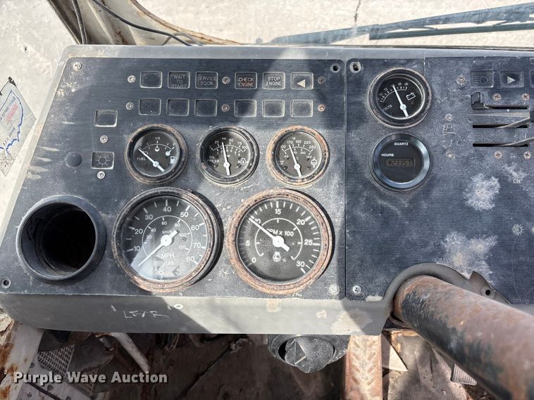 image for item FC5871 2012 Cargotec Solutions yard truck