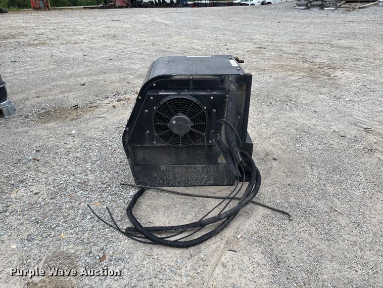 image for item FC5906 Thermo-King TriPac Evolution auxiliary power unit