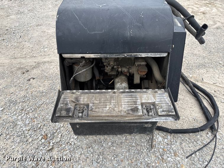 image for item FC5906 Thermo-King TriPac Evolution auxiliary power unit