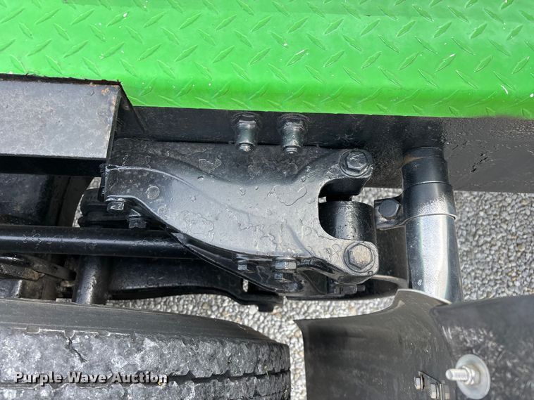 image for item FG0373 2005 Peterbilt 379 semi truck
