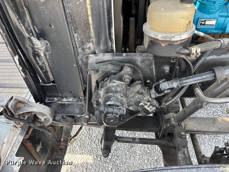 image for item FG0373 2005 Peterbilt 379 semi truck