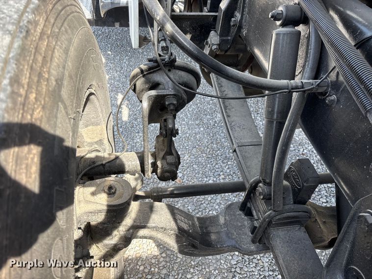 image for item FG0373 2005 Peterbilt 379 semi truck