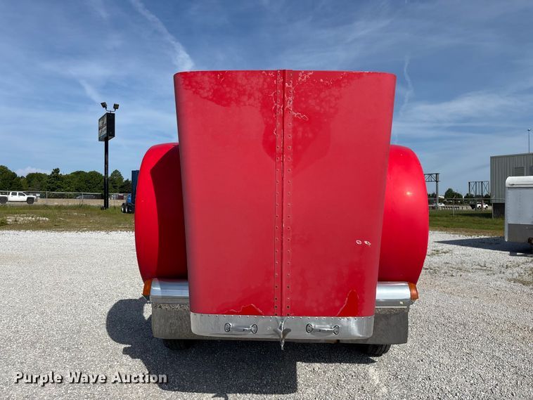 image for item FG0374 2004 Peterbilt 379 semi truck