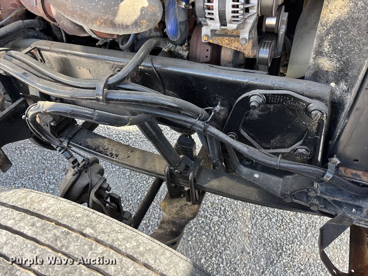 image for item FG0374 2004 Peterbilt 379 semi truck