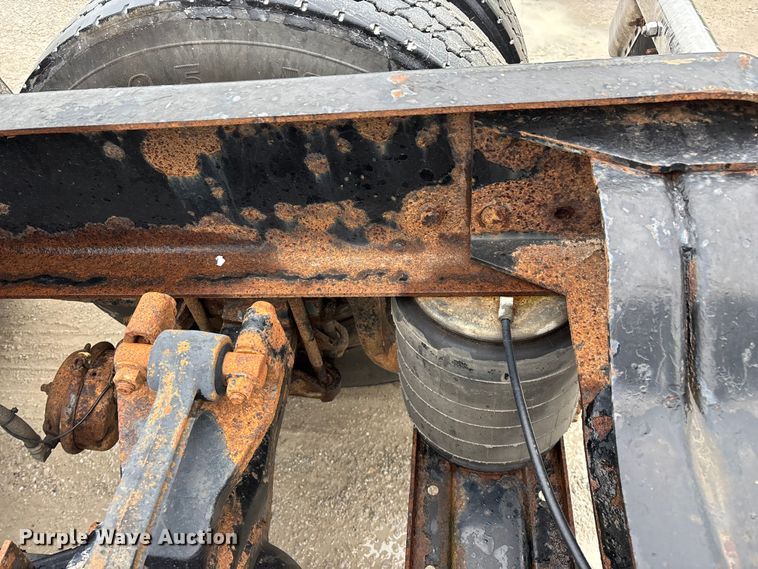 image for item FG0378 2001 Mack CX613 Vision semi truck