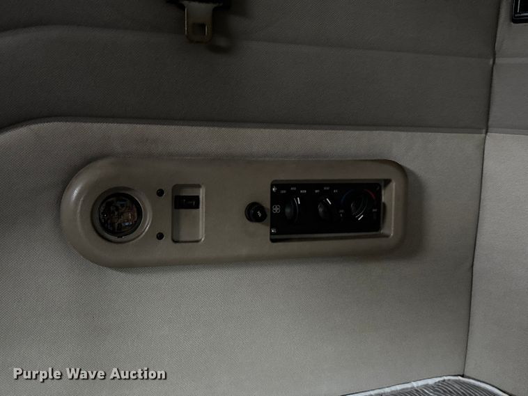 image for item FG0378 2001 Mack CX613 Vision semi truck