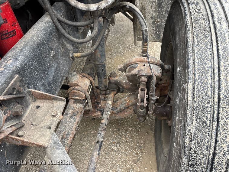 image for item FG0378 2001 Mack CX613 Vision semi truck
