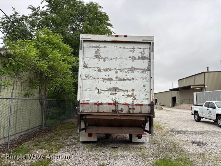 image for item FG0384 1986 Strick dry van trailer