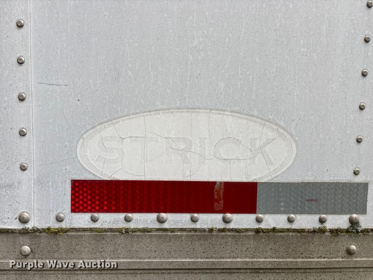 image for item FG0384 1986 Strick dry van trailer