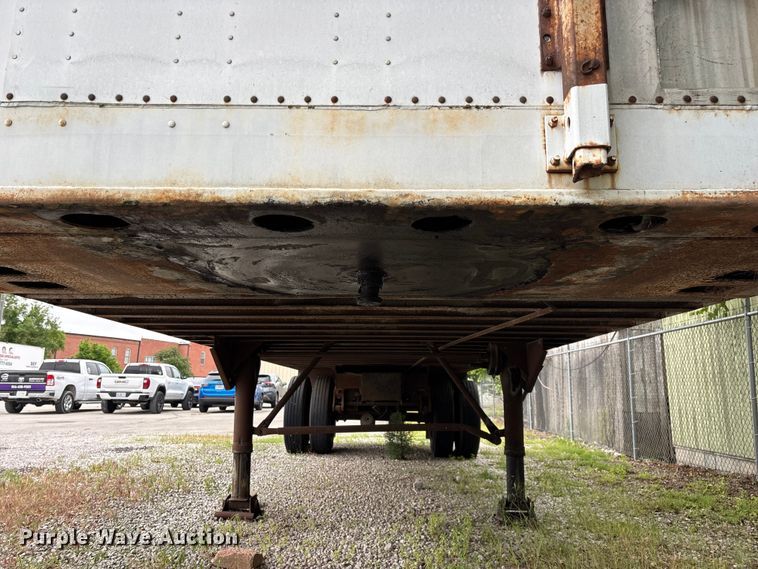 image for item FG0384 1986 Strick dry van trailer