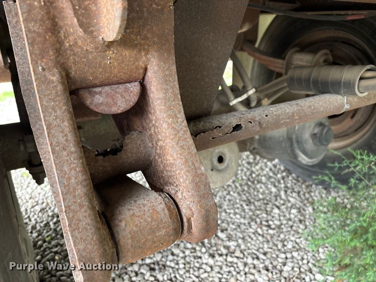 image for item FG0384 1986 Strick dry van trailer