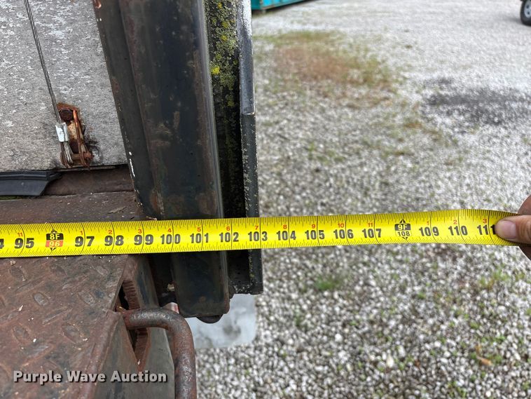 image for item FG0384 1986 Strick dry van trailer
