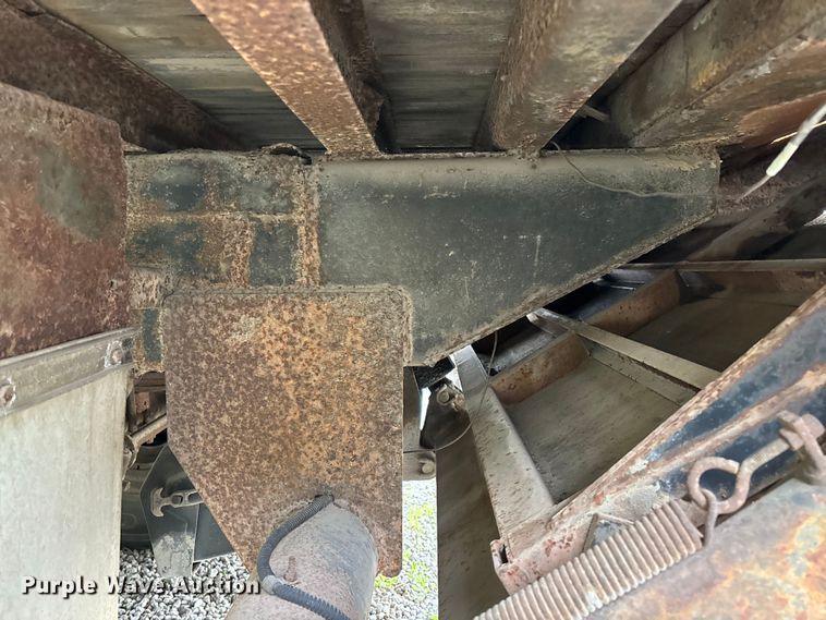 image for item FG0384 1986 Strick dry van trailer