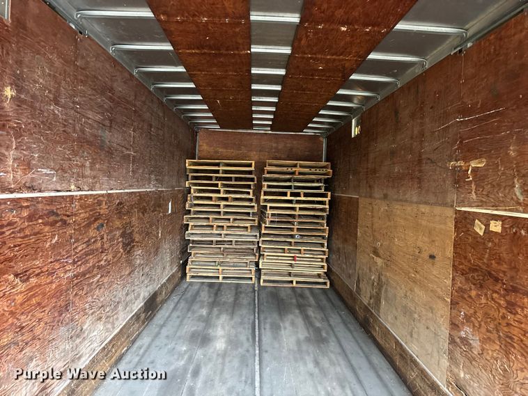 image for item FG0384 1986 Strick dry van trailer