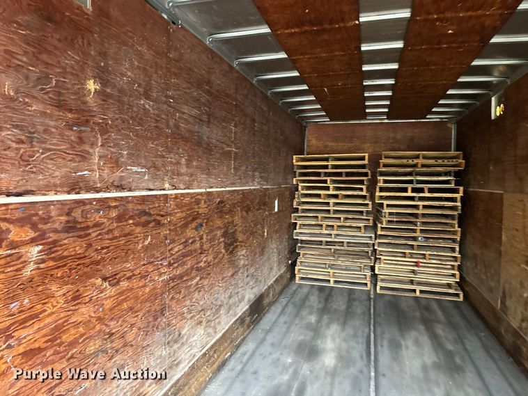 image for item FG0384 1986 Strick dry van trailer