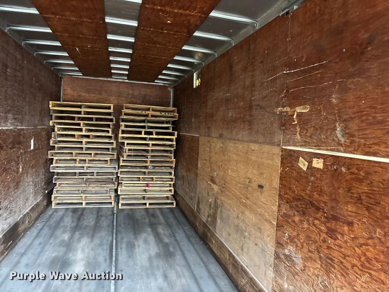 image for item FG0384 1986 Strick dry van trailer