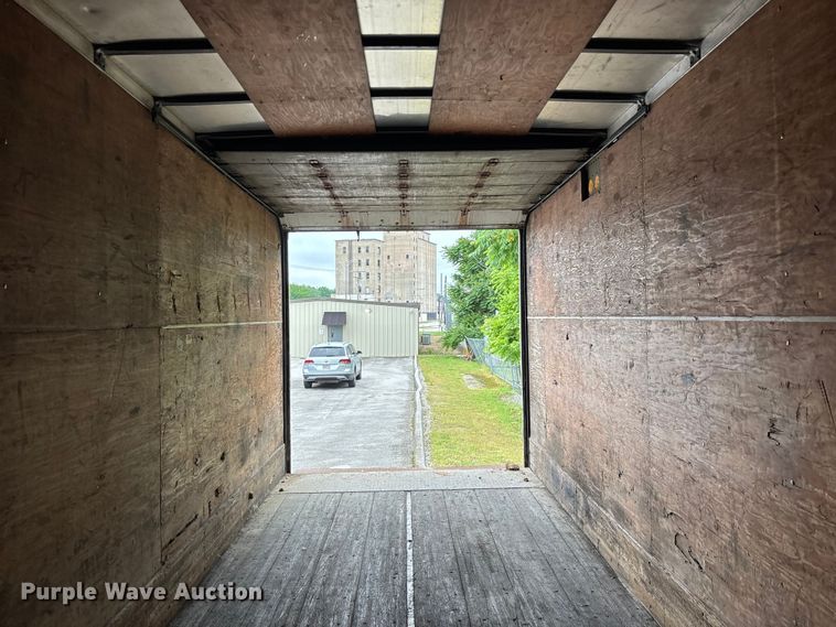 image for item FG0384 1986 Strick dry van trailer