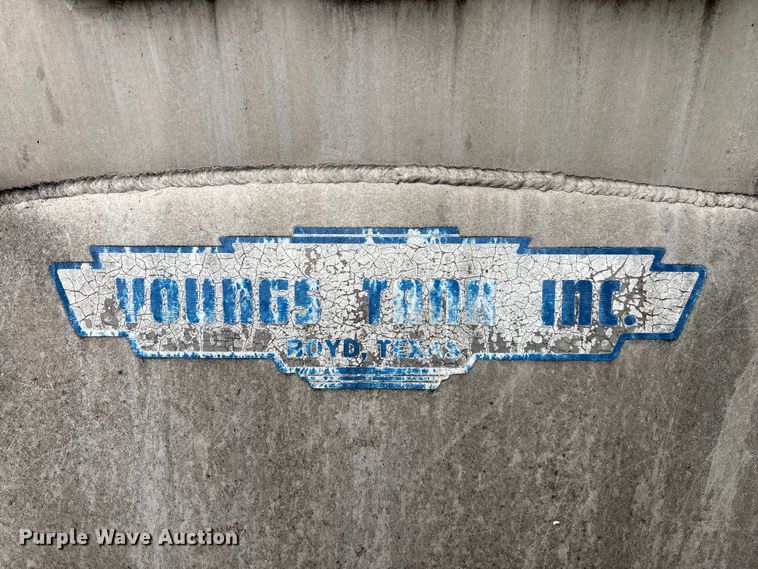 image for item FG0386 1988 Youngs Tank A-000 tank trailer