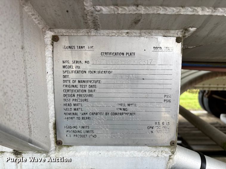 image for item FG0386 1988 Youngs Tank A-000 tank trailer