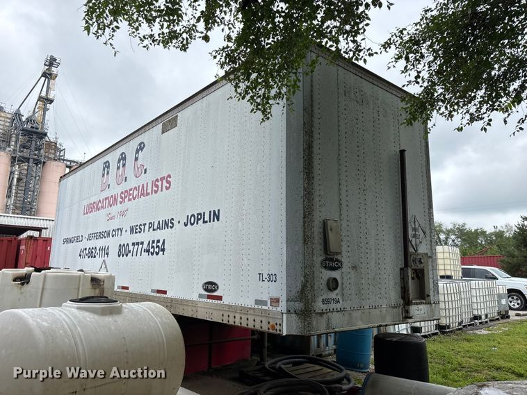 image for item FG0387 1985 Strick dry van trailer