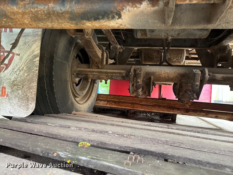 image for item FG0387 1985 Strick dry van trailer