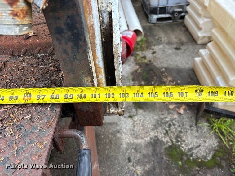 image for item FG0387 1985 Strick dry van trailer