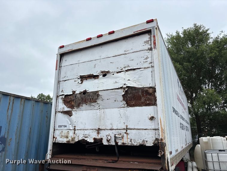 image for item FG0387 1985 Strick dry van trailer