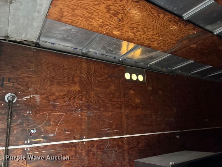image for item FG0387 1985 Strick dry van trailer
