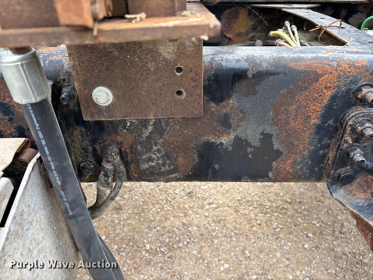 image for item FG0390 2005 Sterling A9500 semi truck