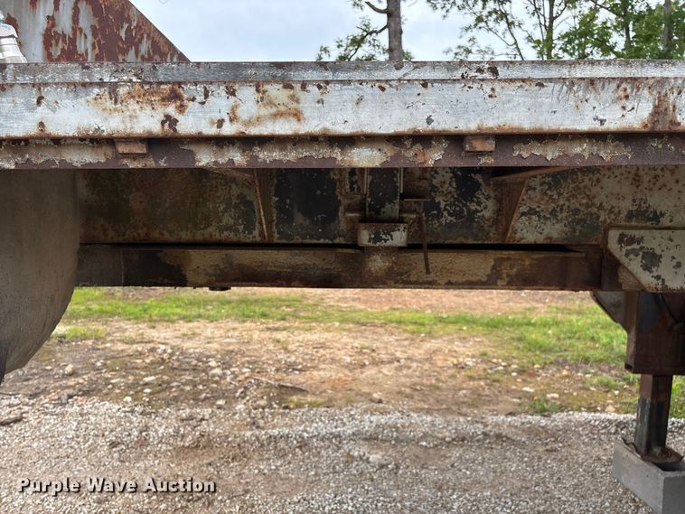 image for item FG0391 1980 Shop built drop tilt deck equipment trailer