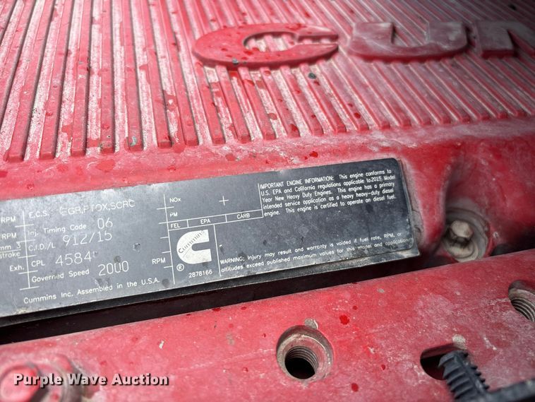 image for item FG0423 2016 Peterbilt 567 semi truck