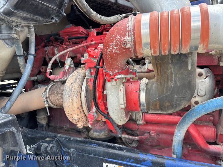 image for item FG0423 2016 Peterbilt 567 semi truck