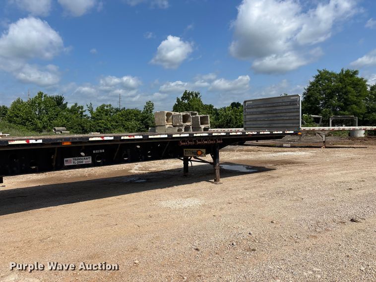 image for item FG0424 2007 Transcraft TL-2000 Normal Duty flatbed truck