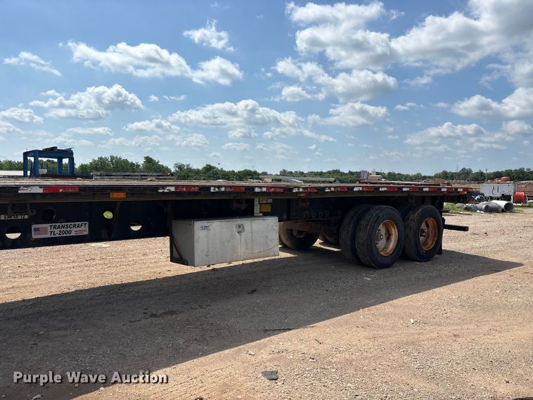 image for item FG0424 2007 Transcraft TL-2000 Normal Duty flatbed truck