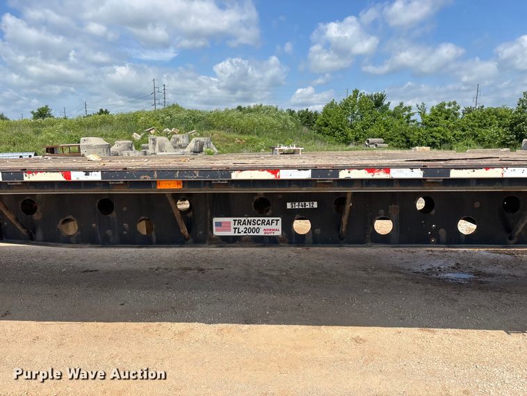 image for item FG0424 2007 Transcraft TL-2000 Normal Duty flatbed truck